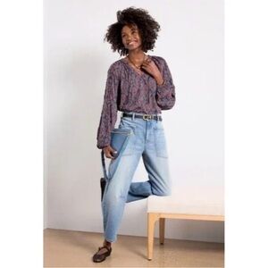 EUC EVEREVE Kyra Paisley smocked top XS